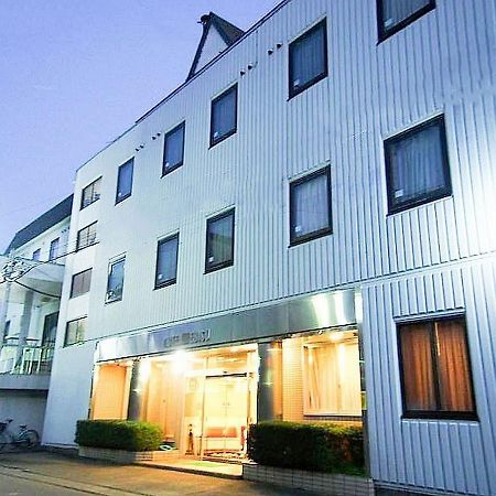 Ebisu Hotel Ina Bagian luar foto